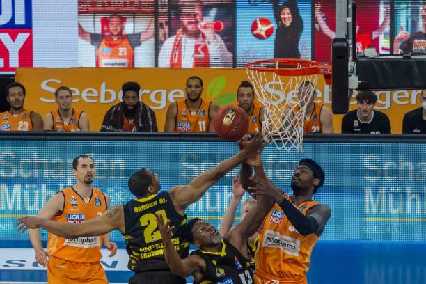 这两场比赛 这两场比赛