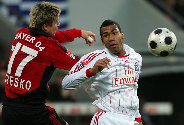 她赢得了球 她赢得了球