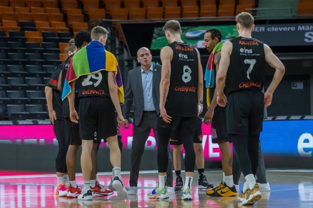 从东亚到海 从东亚到海