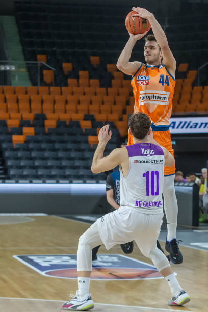 在面对强敌 在面对强敌